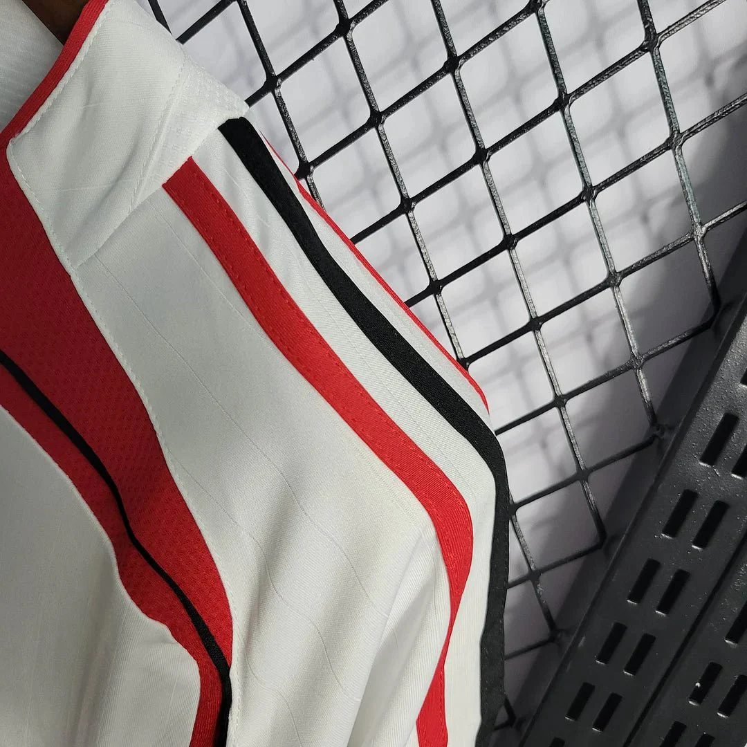 AC Milan 2006 UCL Away Shirt - Image 7
